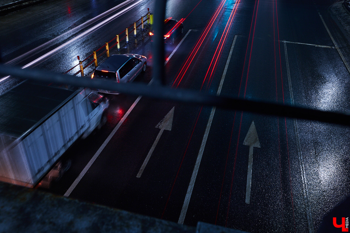 Новая партия заборов, асфальта и проблем с транспортом - вот о чем сейчас говорят жители Владимирской области.