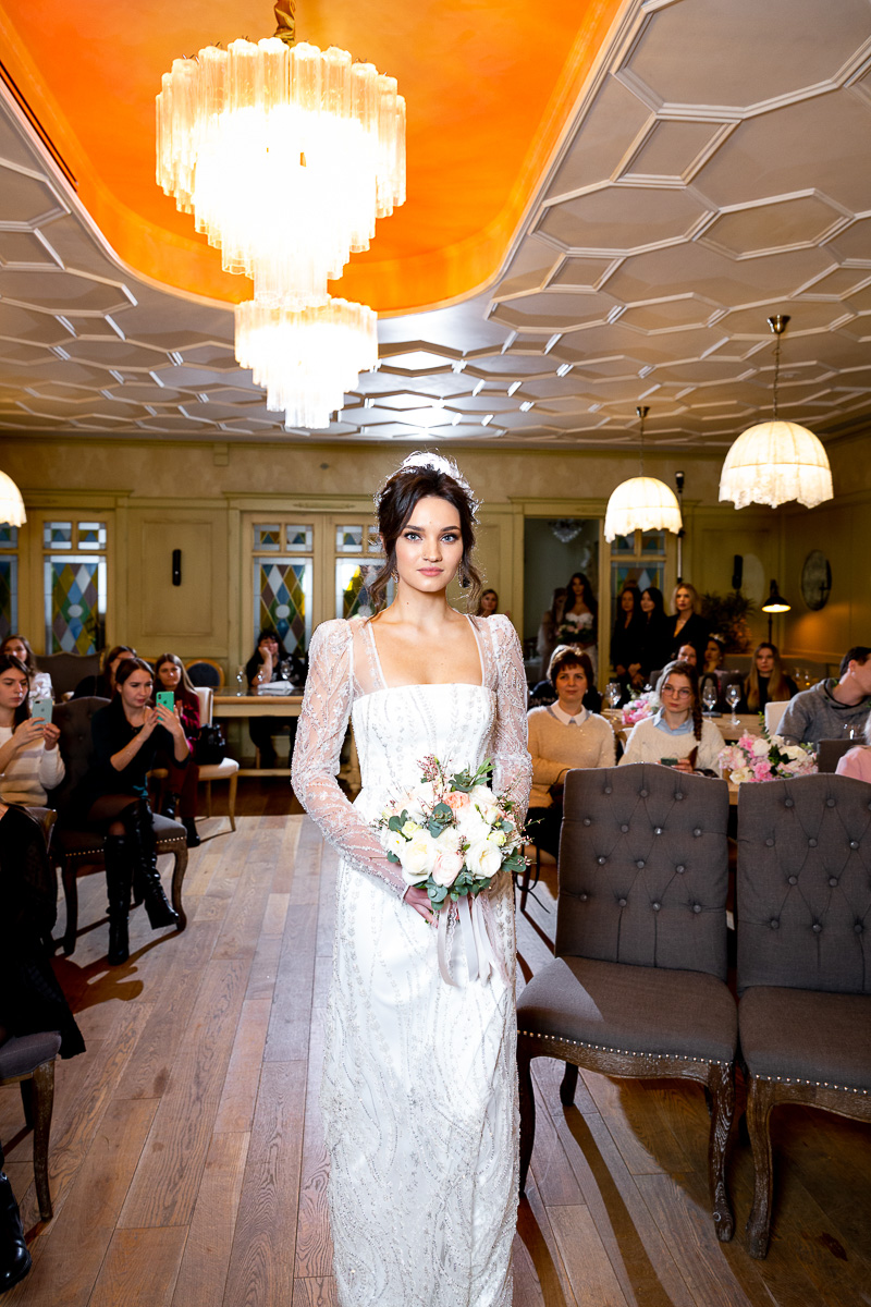 Пятнадцатый по счету «Завтрак с невестой» собрал рекордное количество гостей. Узнаем у организатора Анны Нестеровой, какими будут свадьбы и невесты в этом году.