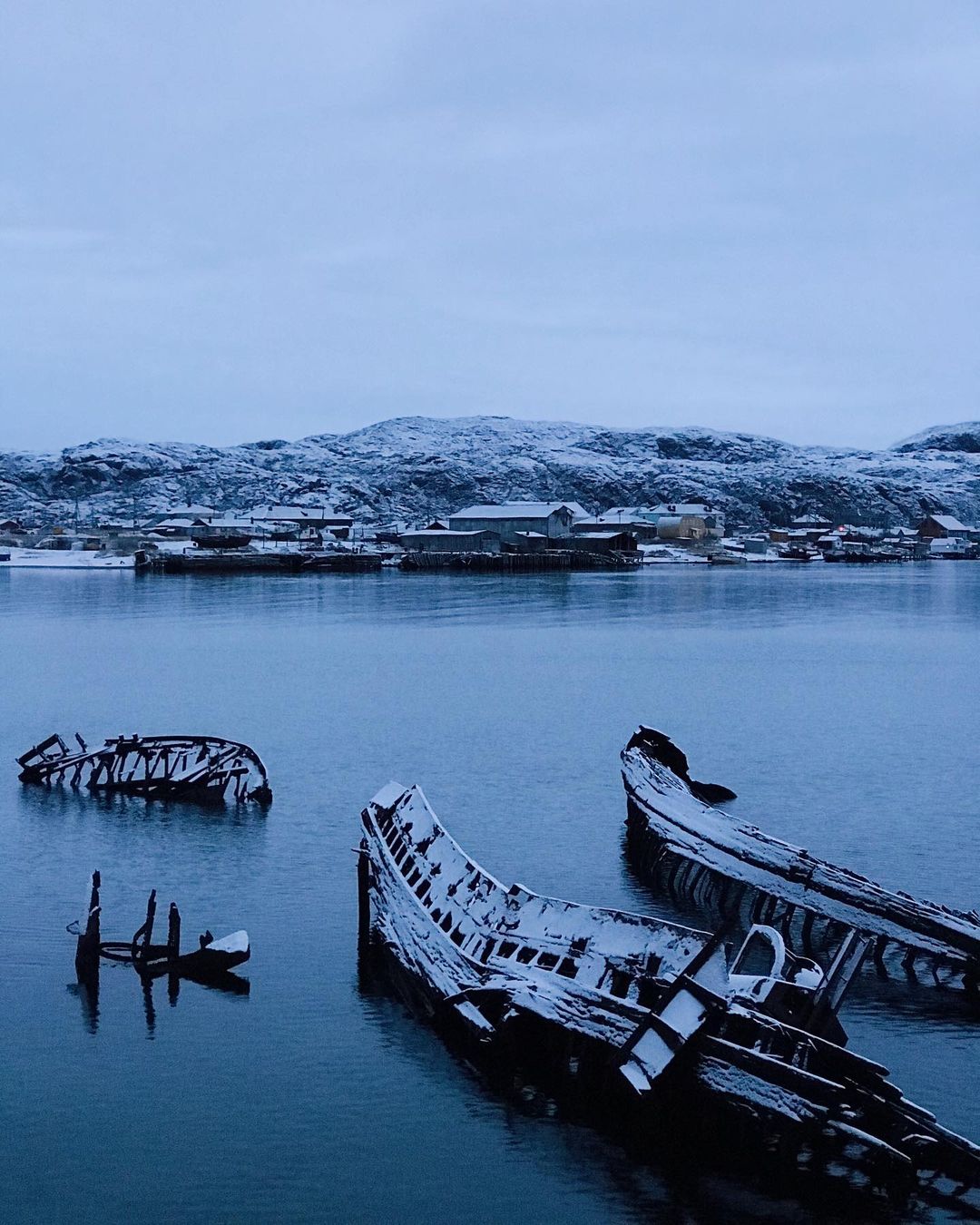 Зимой кто-то мечтает о теплых островах, а кто-то отважно отправляется на охоту за северным сиянием. Самые морозостойкие владимирцы пошли по второму пути. И вот какие поездки у них получились.