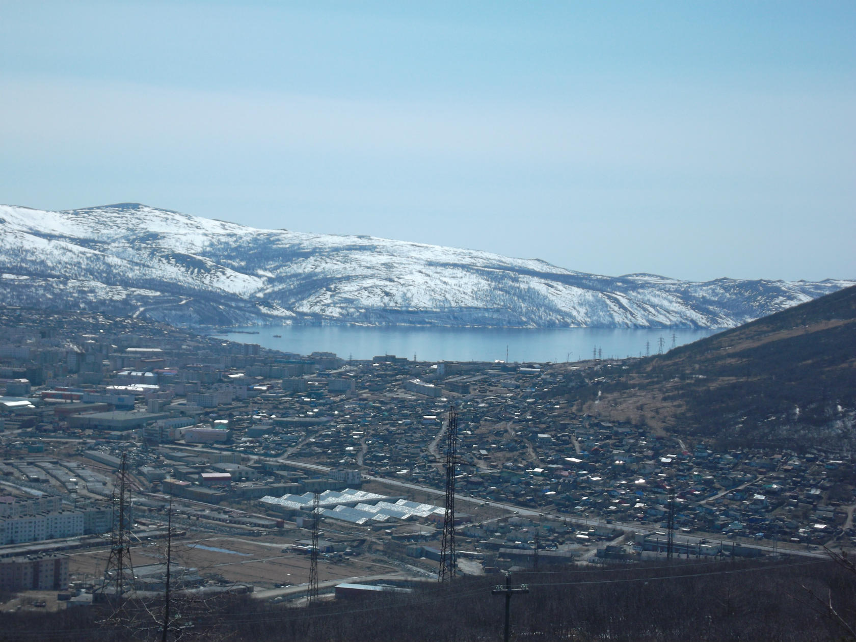 Зимой кто-то мечтает о теплых островах, а кто-то отважно отправляется на охоту за северным сиянием. Самые морозостойкие владимирцы пошли по второму пути. И вот какие поездки у них получились.