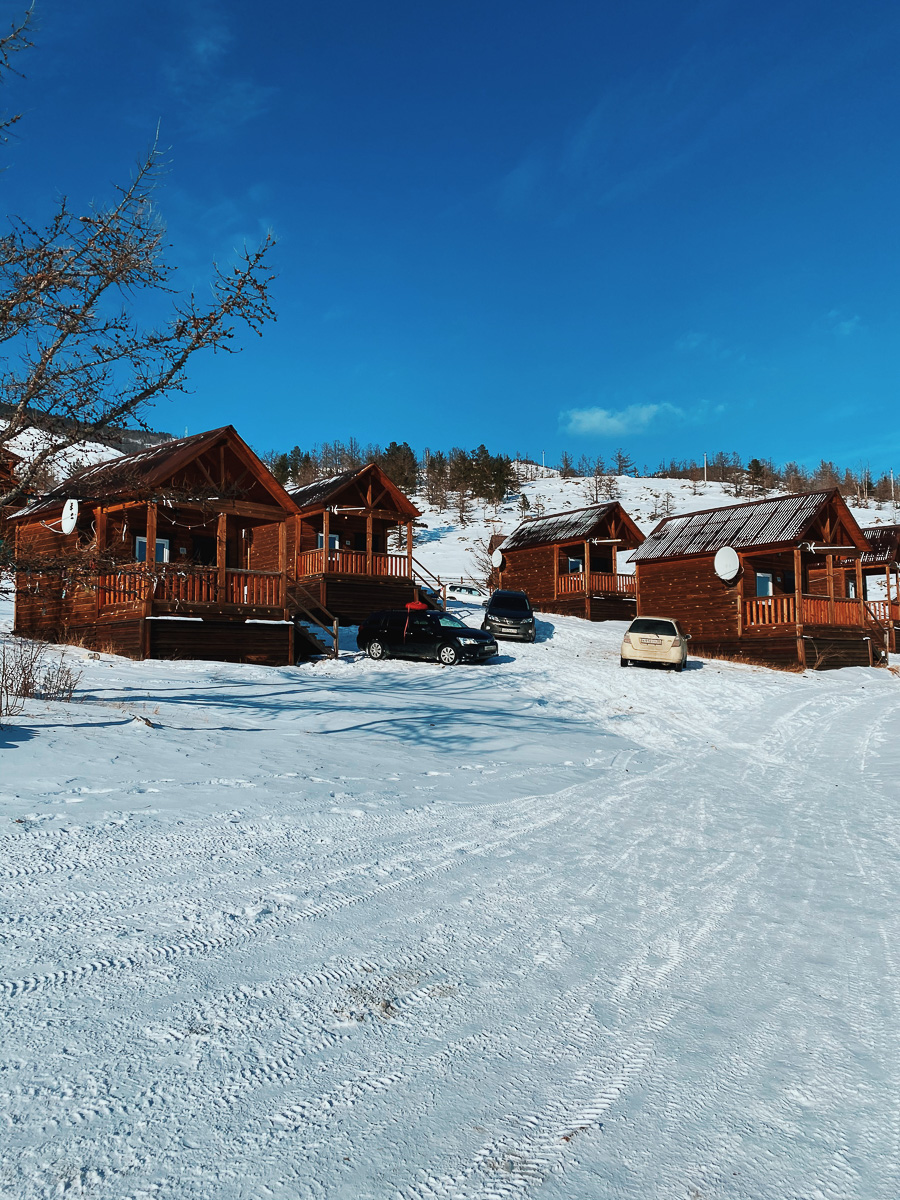 Зимой кто-то мечтает о теплых островах, а кто-то отважно отправляется на охоту за северным сиянием. Самые морозостойкие владимирцы пошли по второму пути. И вот какие поездки у них получились.