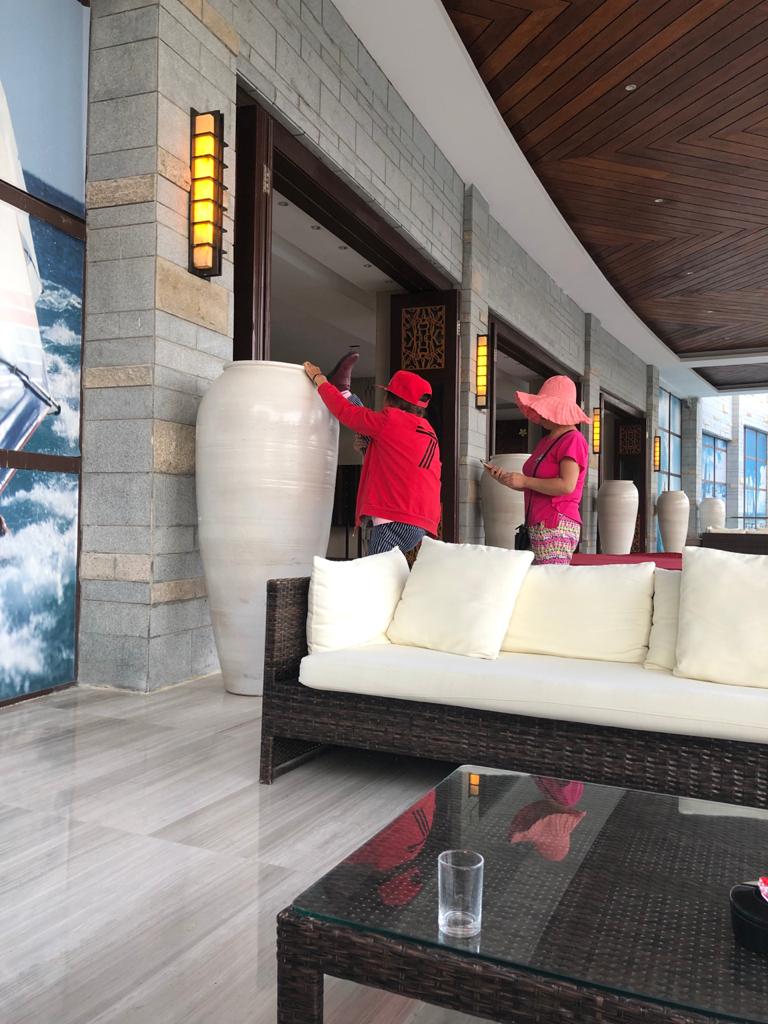 Вопреки пандемии русские и китайцы отмечают во Владимире восточный Новый год с апельсинами и фонариками.