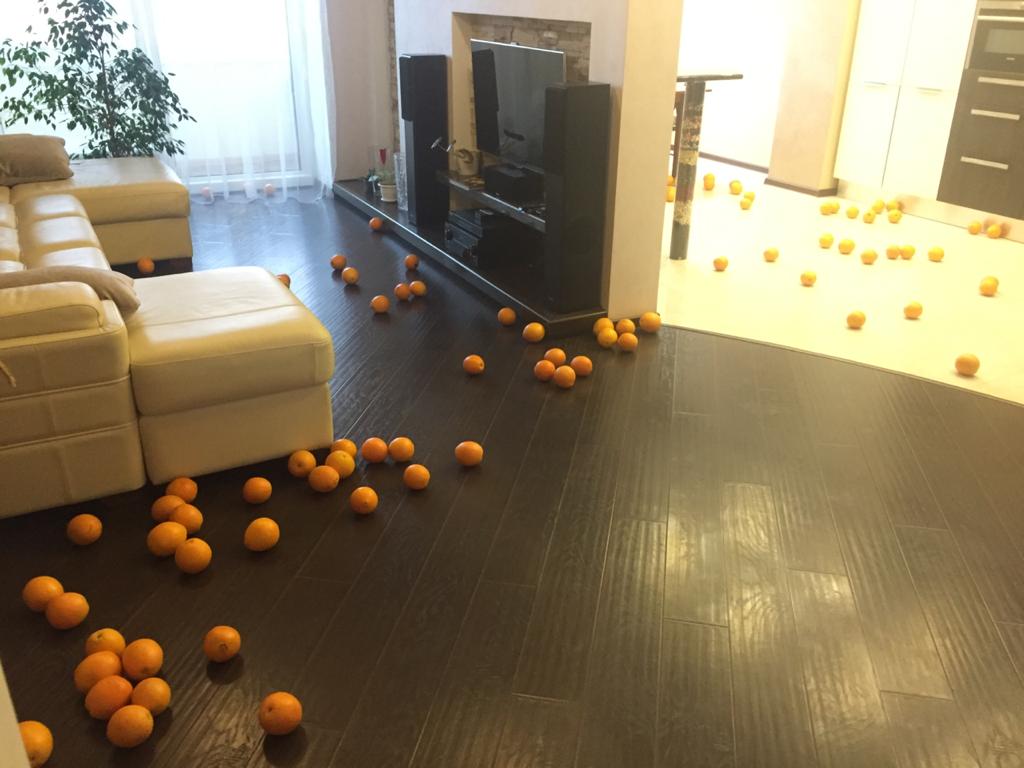 Вопреки пандемии русские и китайцы отмечают во Владимире восточный Новый год с апельсинами и фонариками.