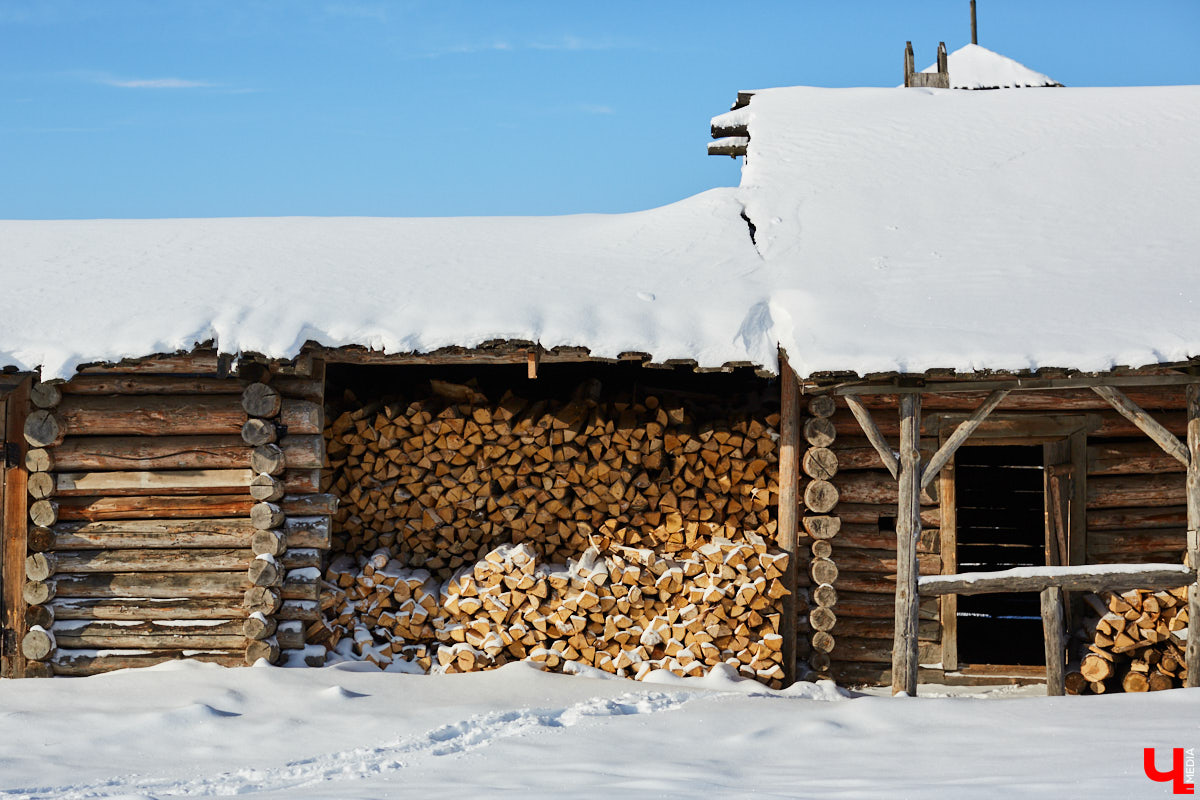 Алёна Хмельницкая, Оксана Фёдорова и другие медийные персоны успешно худели по ее методике. И вот уже тренер по дыхательной гимнастике Марина Корпан открывает своим мастер-классом марафон «Русский дух» в «Горячих ключах». Ну как такое можно было пропустить?