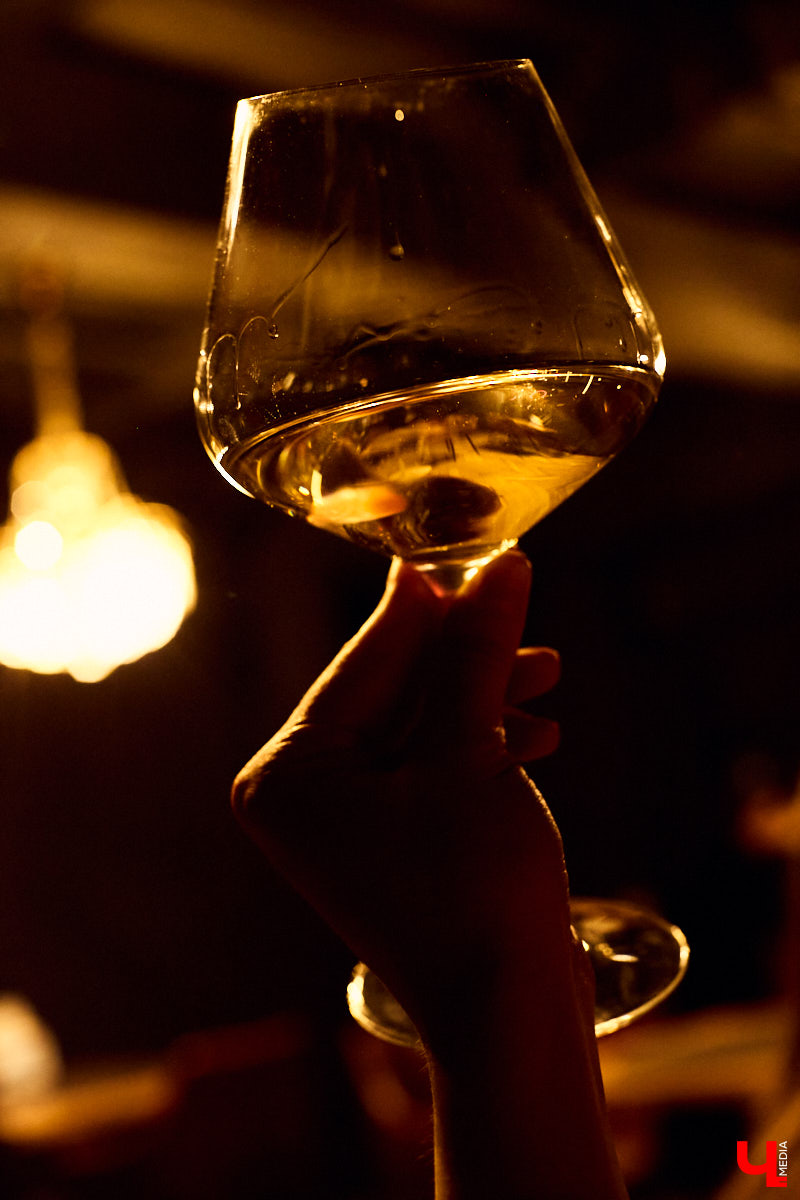 Непривычная нашему слуху профессия «кавист» в переводе означает «смотритель погреба». Такой специалист есть и во Владимире. Познакомимся?