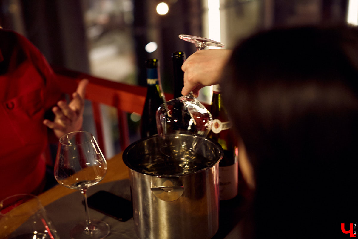 Непривычная нашему слуху профессия «кавист» в переводе означает «смотритель погреба». Такой специалист есть и во Владимире. Познакомимся?