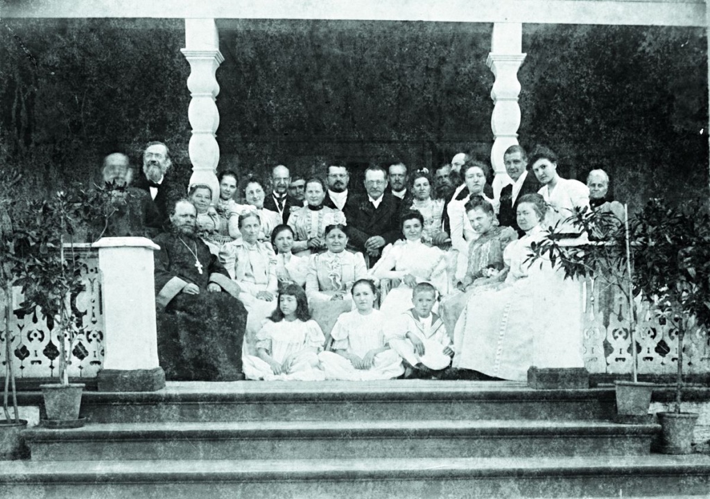 Пара строк из архивной справки могут стать началом увлекательной истории. Так и случилось с рассказом о том, как Федор Шаляпин связан с Владимирской губернией.