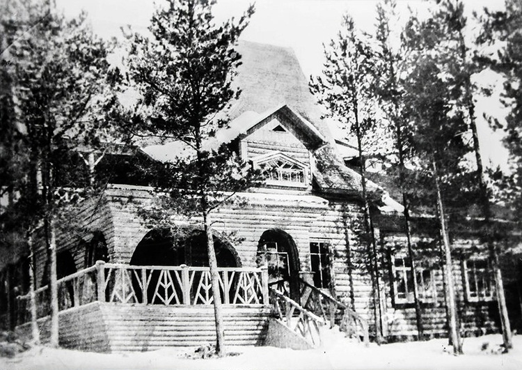 Пара строк из архивной справки могут стать началом увлекательной истории. Так и случилось с рассказом о том, как Федор Шаляпин связан с Владимирской губернией.