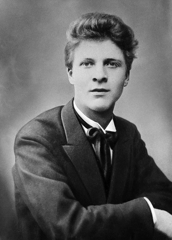 Пара строк из архивной справки могут стать началом увлекательной истории. Так и случилось с рассказом о том, как Федор Шаляпин связан с Владимирской губернией.