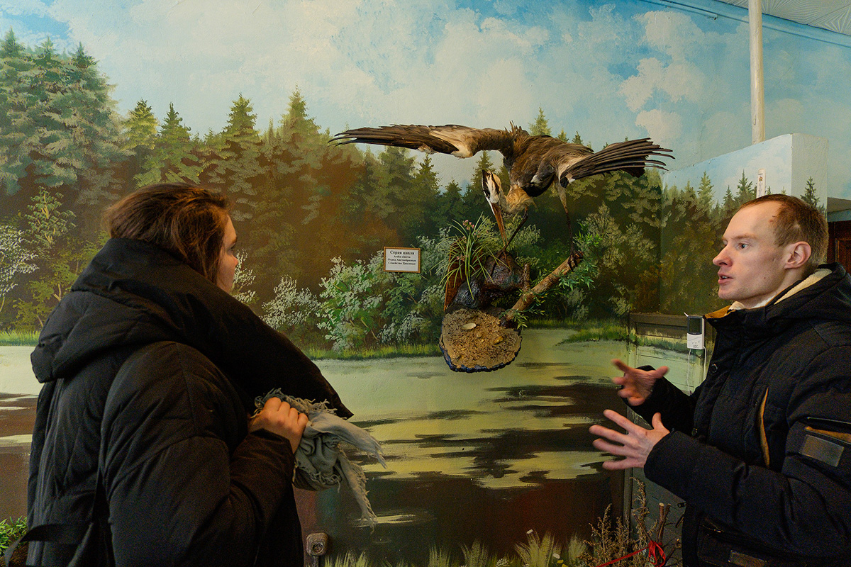 У аномальных мест Владимирской области появилась звуковая карта. Чтобы соединить актуальное искусство и мифологию края, современная художница Ульяна Подкорытова отправилась в исследовательскую экспедицию. И мы вместе с ней.