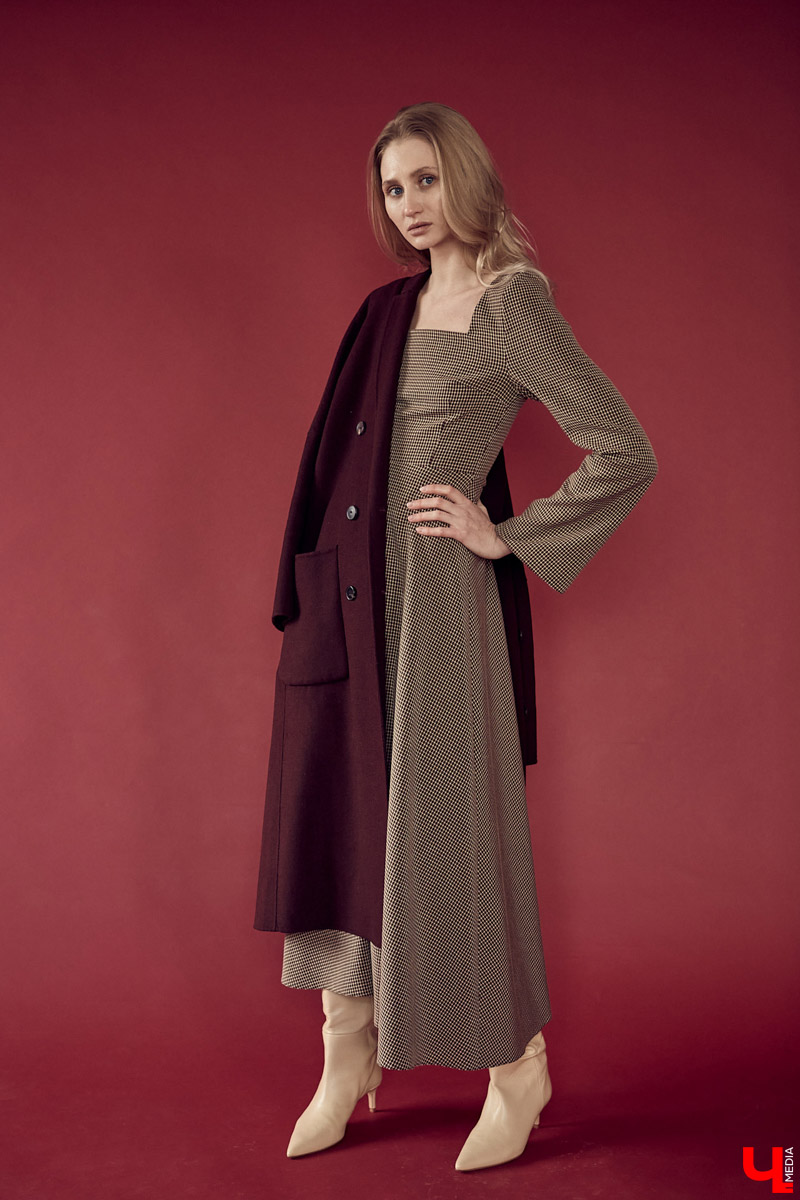 Молодая мама, в прошлом модель, Екатерина Карасёва поведала нам об эскизах для своей одежды и выборе между «универсальным» и «женственным».