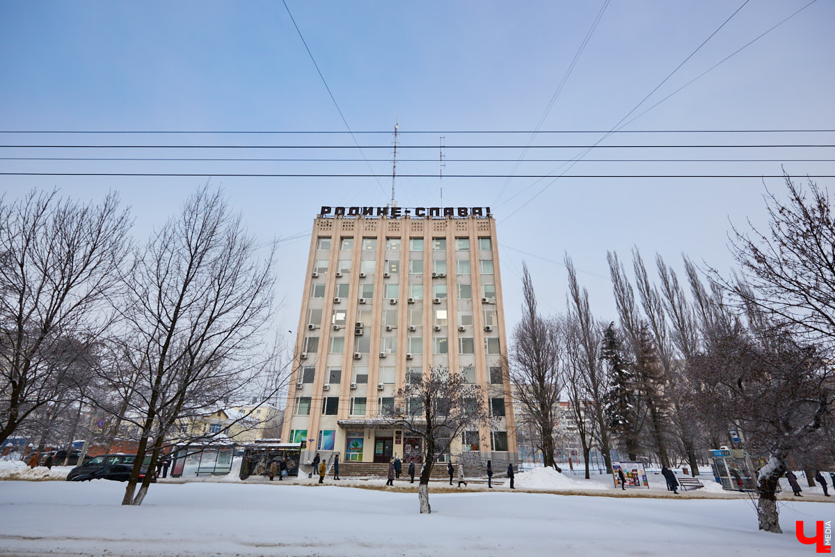 Вывеска — это «кто во что горазд» или отражение времени? Мы нашли шесть раритетных, а заодно поговорили о них с экспертами по городской среде.