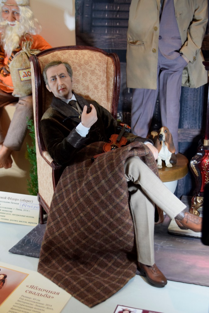 Мебель для кукольных домиков: от детской мечты до искусства миниатюры.