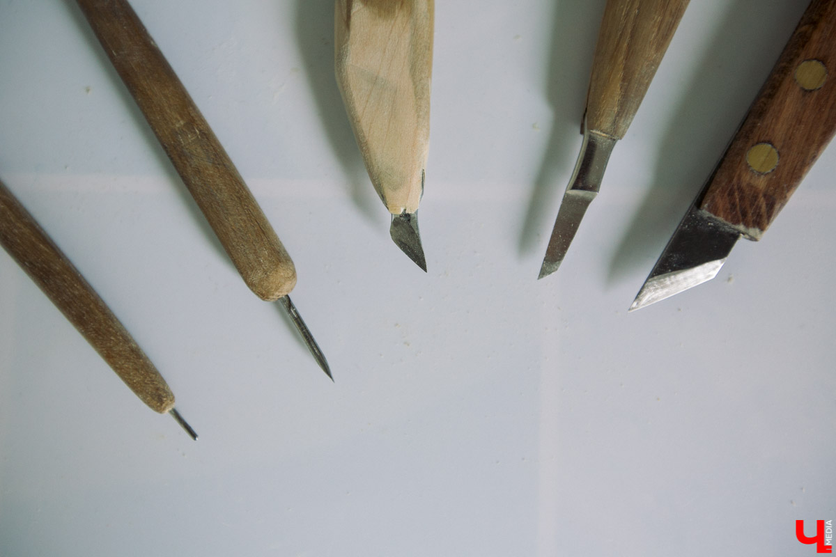 Мебель для кукольных домиков: от детской мечты до искусства миниатюры.