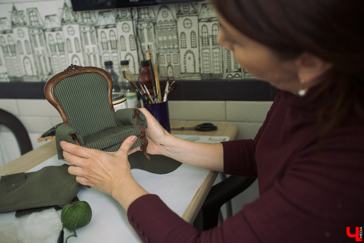 Мебель для кукольных домиков: от детской мечты до искусства миниатюры.