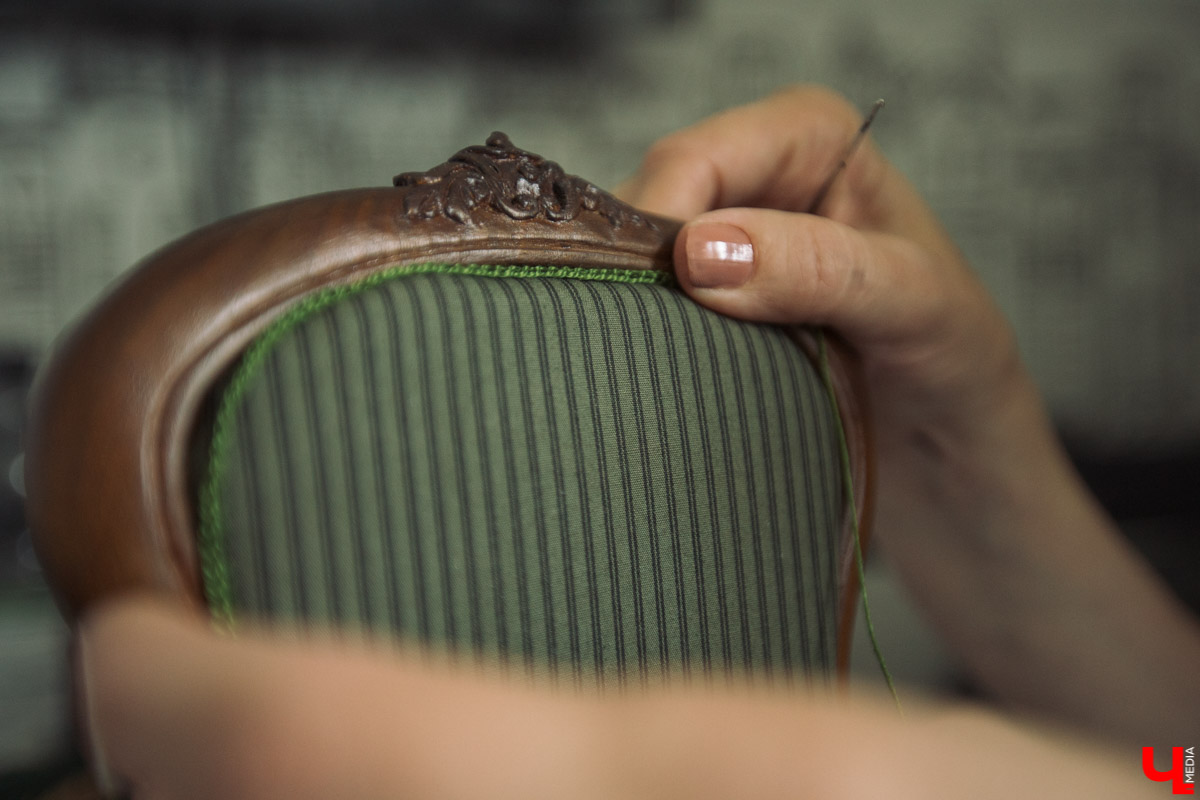 Мебель для кукольных домиков: от детской мечты до искусства миниатюры.