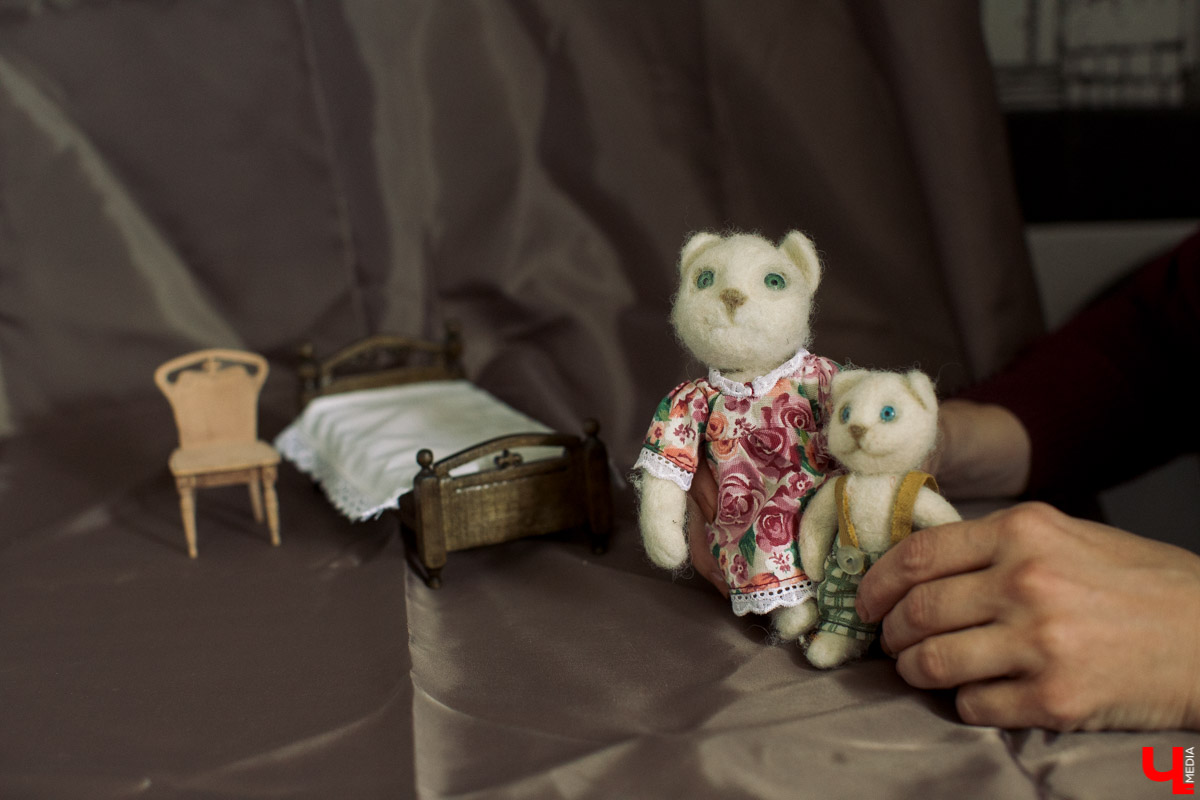 Мебель для кукольных домиков: от детской мечты до искусства миниатюры.