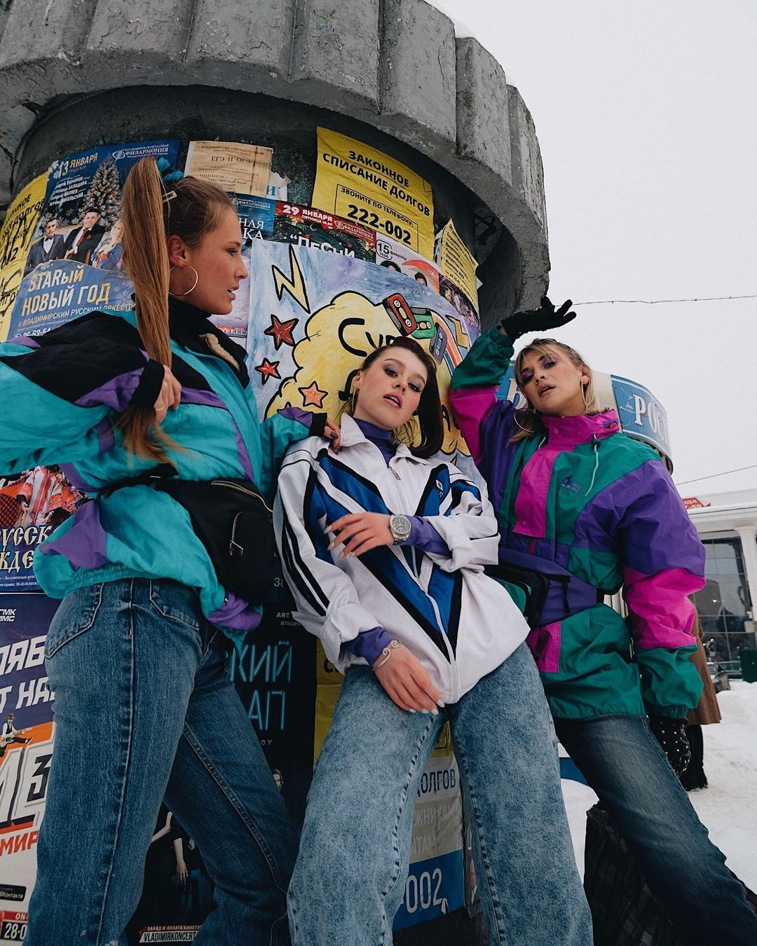 Эстетика восьмидесятых от Макса Сухаревского. Заряжаемся ностальгией и анализируем, откуда взялись миллионы просмотров.