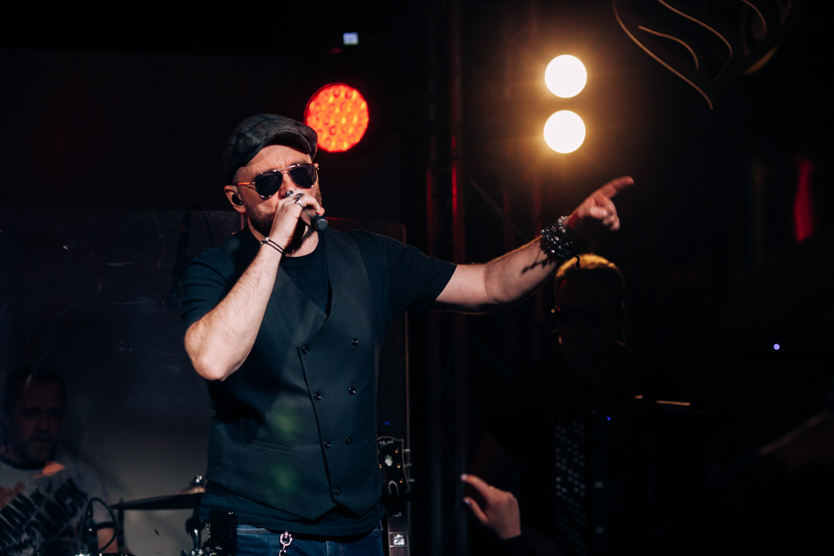 21 февраля группа «Рекорд Оркестр» порадовала владимирских поклонников своим сольным концертом.