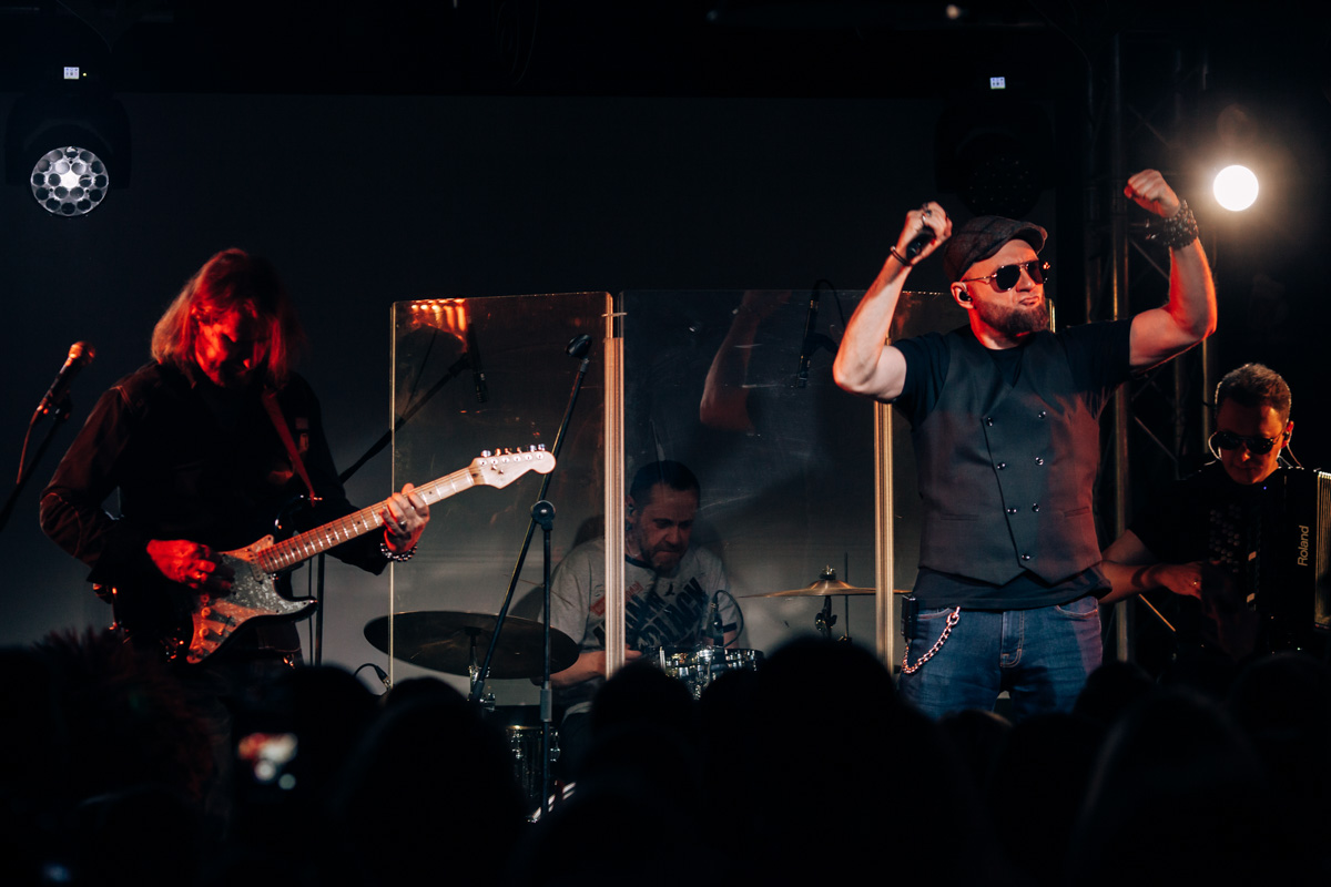 21 февраля группа «Рекорд Оркестр» порадовала владимирских поклонников своим сольным концертом.