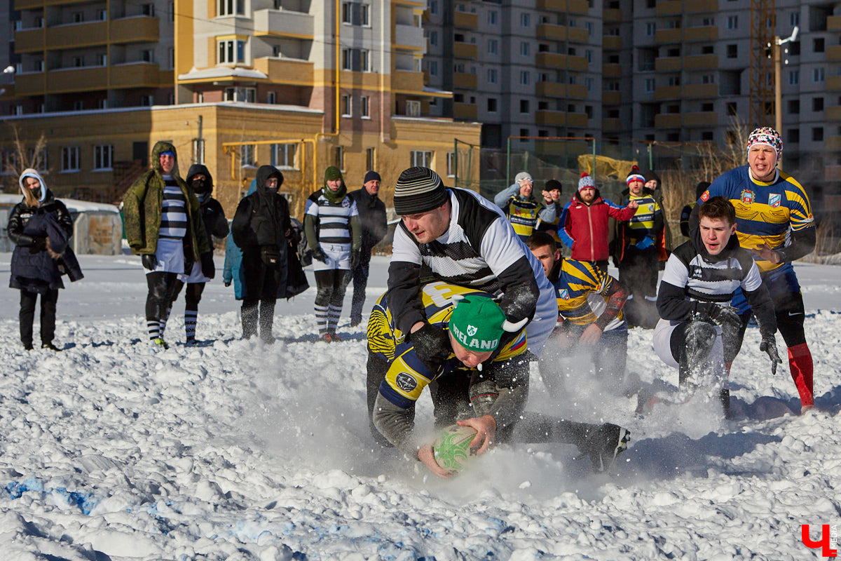 Сотни людей возле Пединститута, тысячи людей в «Дружбе». Поясняем за мужские развлечения в новом спортивном обзоре.