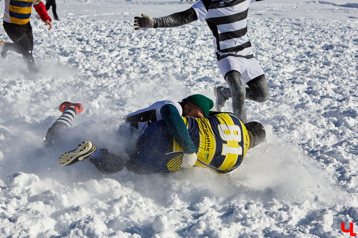 Сотни людей возле Пединститута, тысячи людей в «Дружбе». Поясняем за мужские развлечения в новом спортивном обзоре.