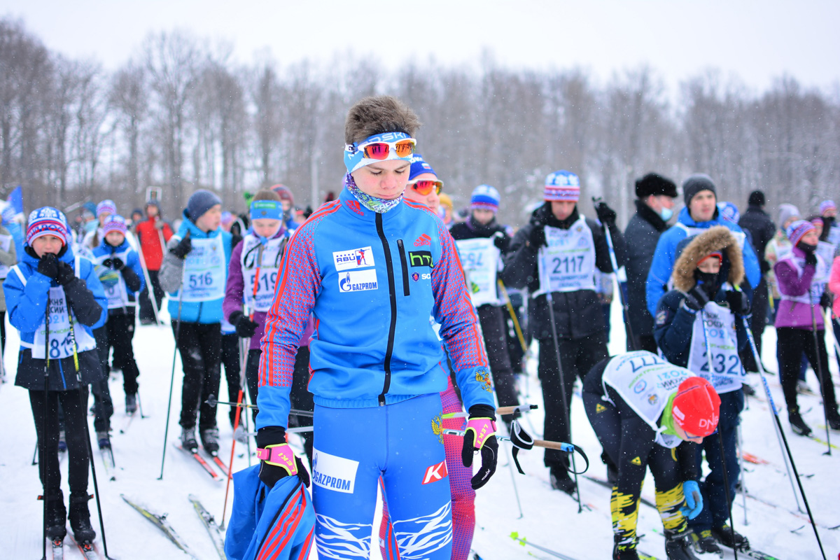 Сотни людей возле Пединститута, тысячи людей в «Дружбе». Поясняем за мужские развлечения в новом спортивном обзоре.
