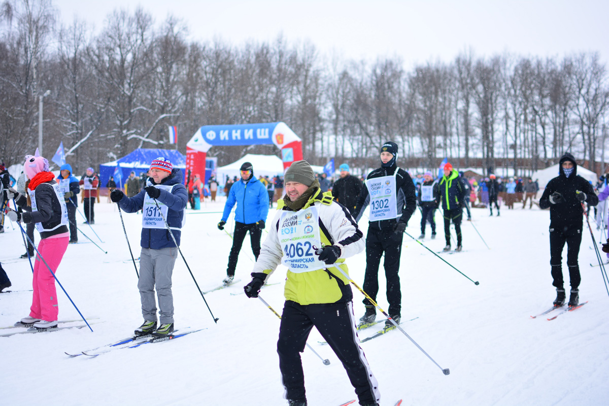 Сотни людей возле Пединститута, тысячи людей в «Дружбе». Поясняем за мужские развлечения в новом спортивном обзоре.