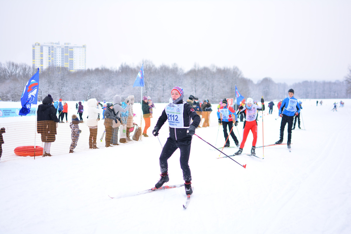 Сотни людей возле Пединститута, тысячи людей в «Дружбе». Поясняем за мужские развлечения в новом спортивном обзоре.