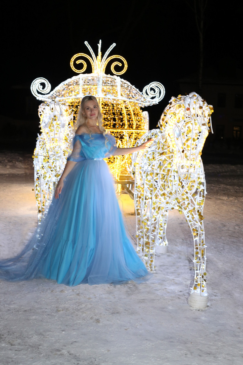 Суздаль - город древних памятников. Но по соседству с ними активно плодятся и множатся современные объекты. Как их расценивать? Спросили об этом у экспертов.