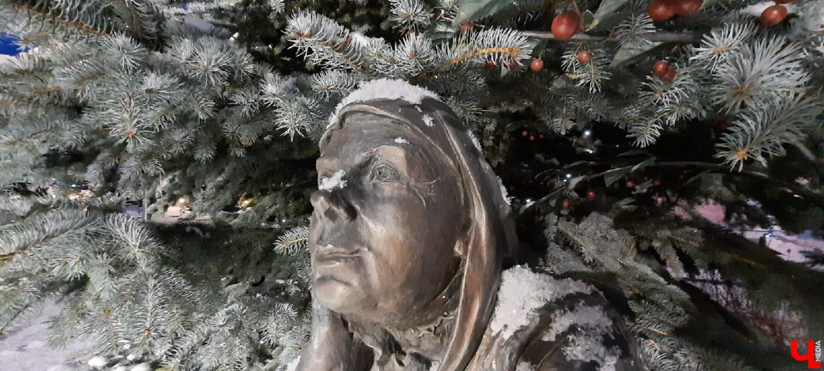 Суздаль - город древних памятников. Но по соседству с ними активно плодятся и множатся современные объекты. Как их расценивать? Спросили об этом у экспертов.