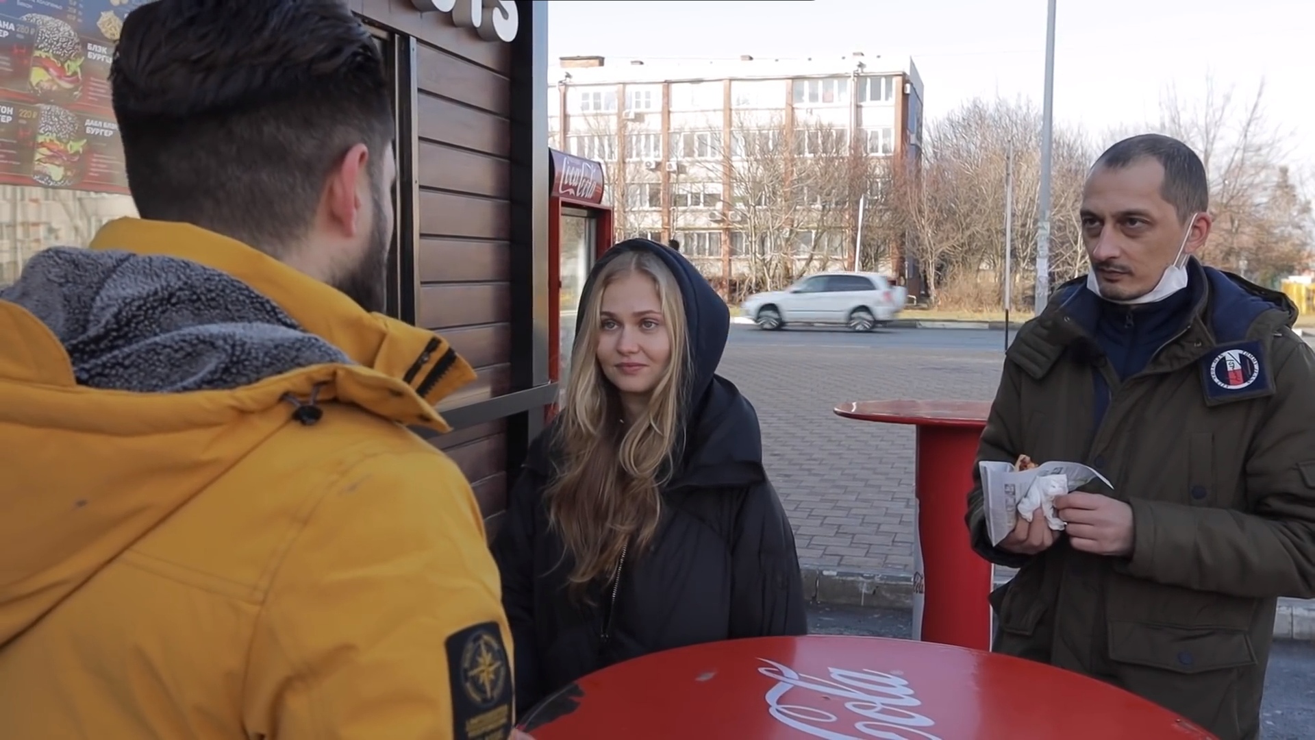 Пару дней назад на ютуб-канале «Редакция» Алексея Пивоварова вышел второй сюжет новой рубрики «Анти-тревел» с участием суперпопулярного блогера из Мурома.