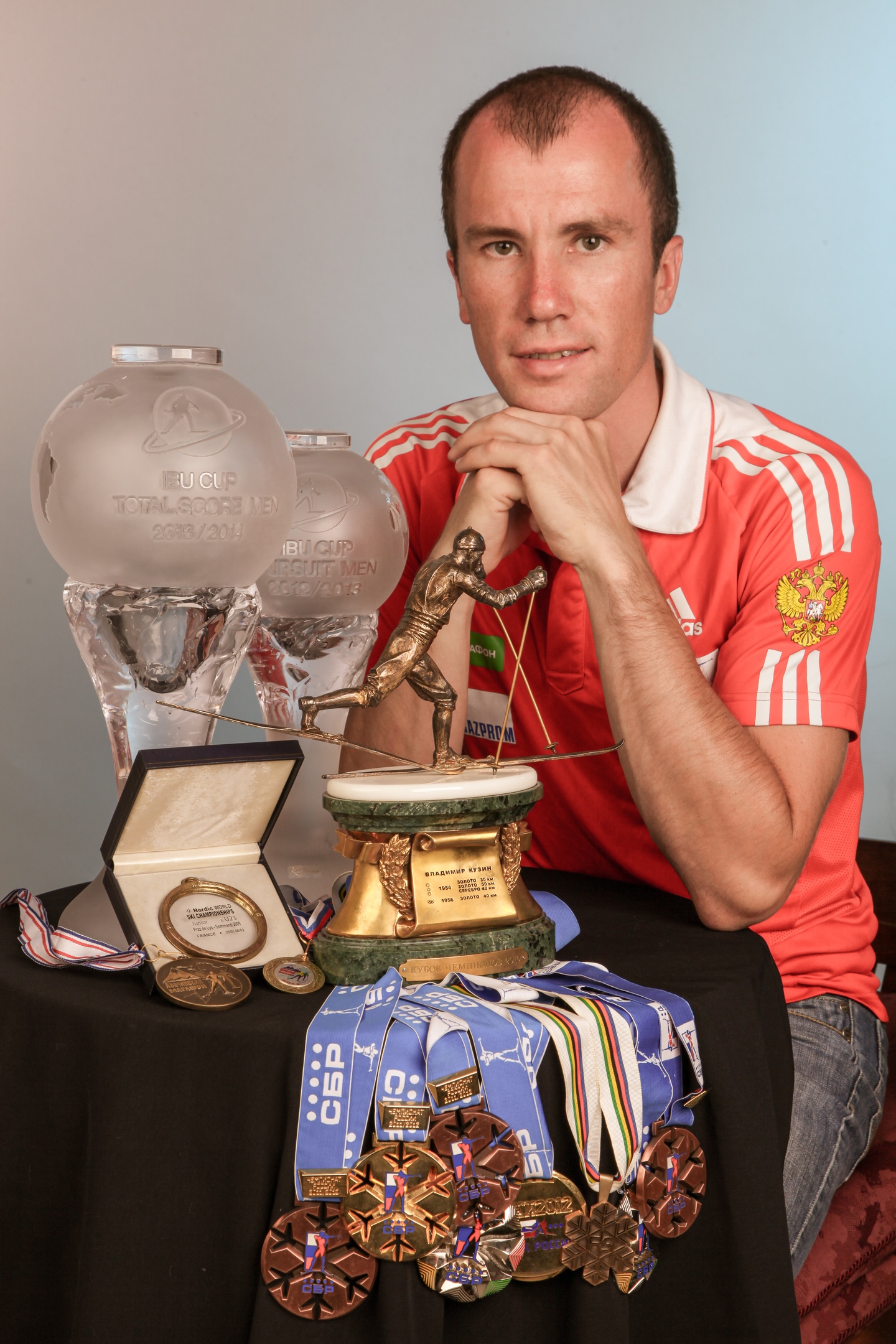 Из-за дисквалификации РУСАДА владимирский биатлонист Алексей Слепов перешел в режим ЗОЖ и стал преподавателем детско-юношеской спортивной школы. Узнаем у спортсмена подробности.