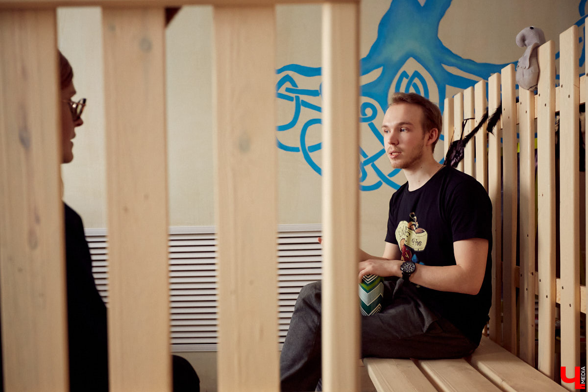 Семен Стенюгин - соционик, увлечен типологией личности уже давно. Проводит тематические вечера. Эксперт рассказал нам, где кончается лженаука и начинается настоящее погружение в знания.