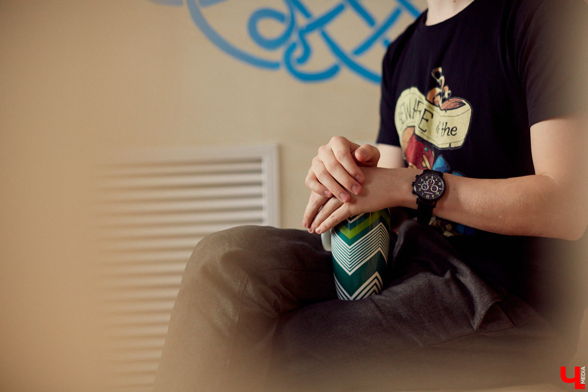 Семен Стенюгин - соционик, увлечен типологией личности уже давно. Проводит тематические вечера. Эксперт рассказал нам, где кончается лженаука и начинается настоящее погружение в знания.