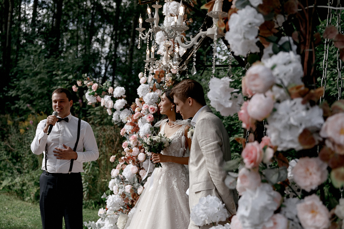 Победили стиль, вкус и эстетика. Так можно сказать о лучшей свадьбе, занявшей первое место ежегодной премии Wedmate Awards 2020.
