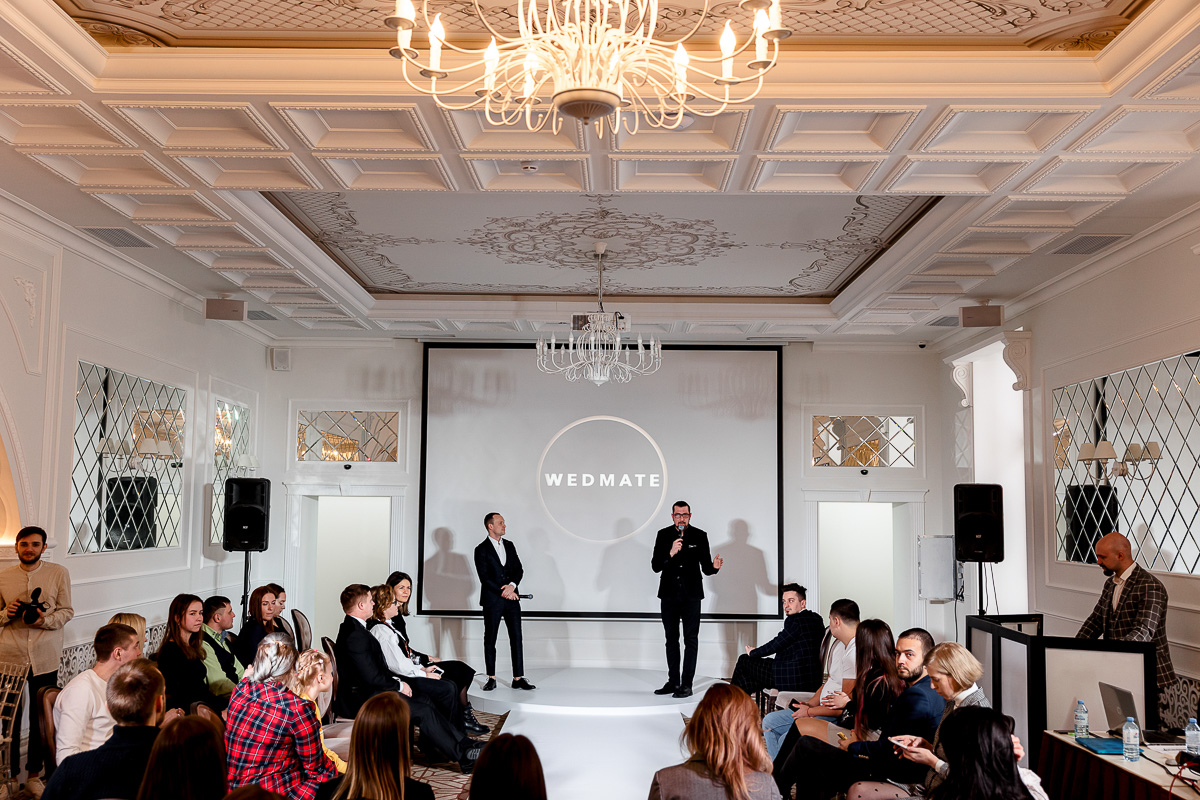 Победили стиль, вкус и эстетика. Так можно сказать о лучшей свадьбе, занявшей первое место ежегодной премии Wedmate Awards 2020.
