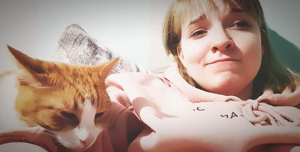 1 марта отмечают День кошек, а это значит, что пора передать привет хвостатым и усатым меньшим братьям, запечатленным в фотографиях счастливых владимирских хозяев.