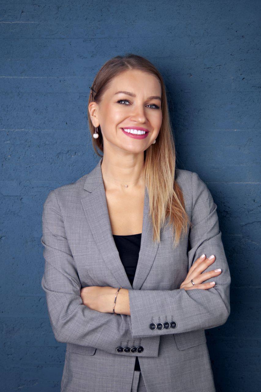 Мы продолжаем рубрику «Неудобные вопросы». На сей раз подготовили для вас интервью с представителем самой гладкой профессии — мастером шугаринга.