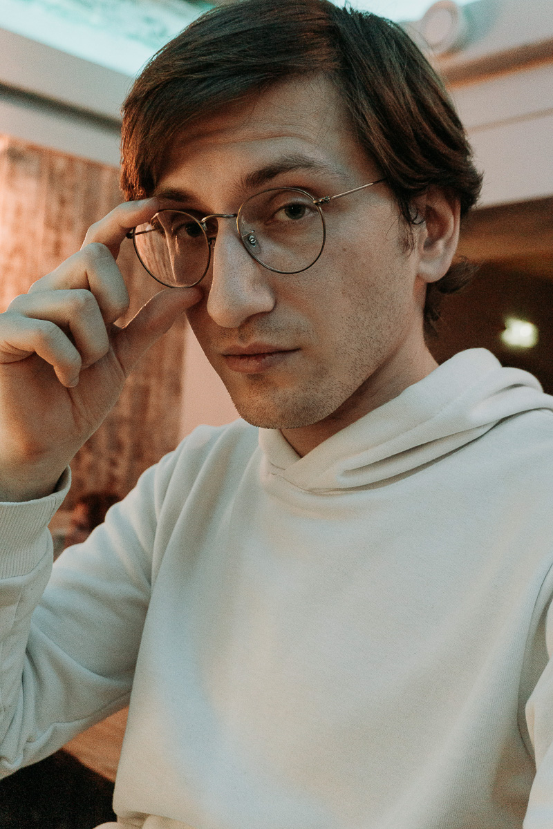 Ищем красоту в релизах владимирских музыкантов, которые порадовали нас своими новинками в преддверии 8 Марта.