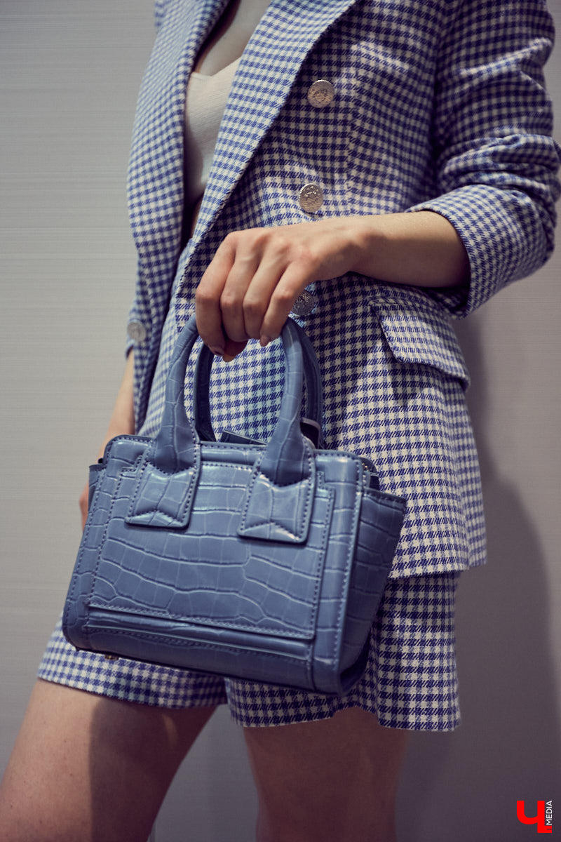 Спортивная, яркая, смелая, романтичная - какой вы будете этой весной, решать только вам. Наше дело - попросить стилиста собрать актуальные образы на все случаи жизни.