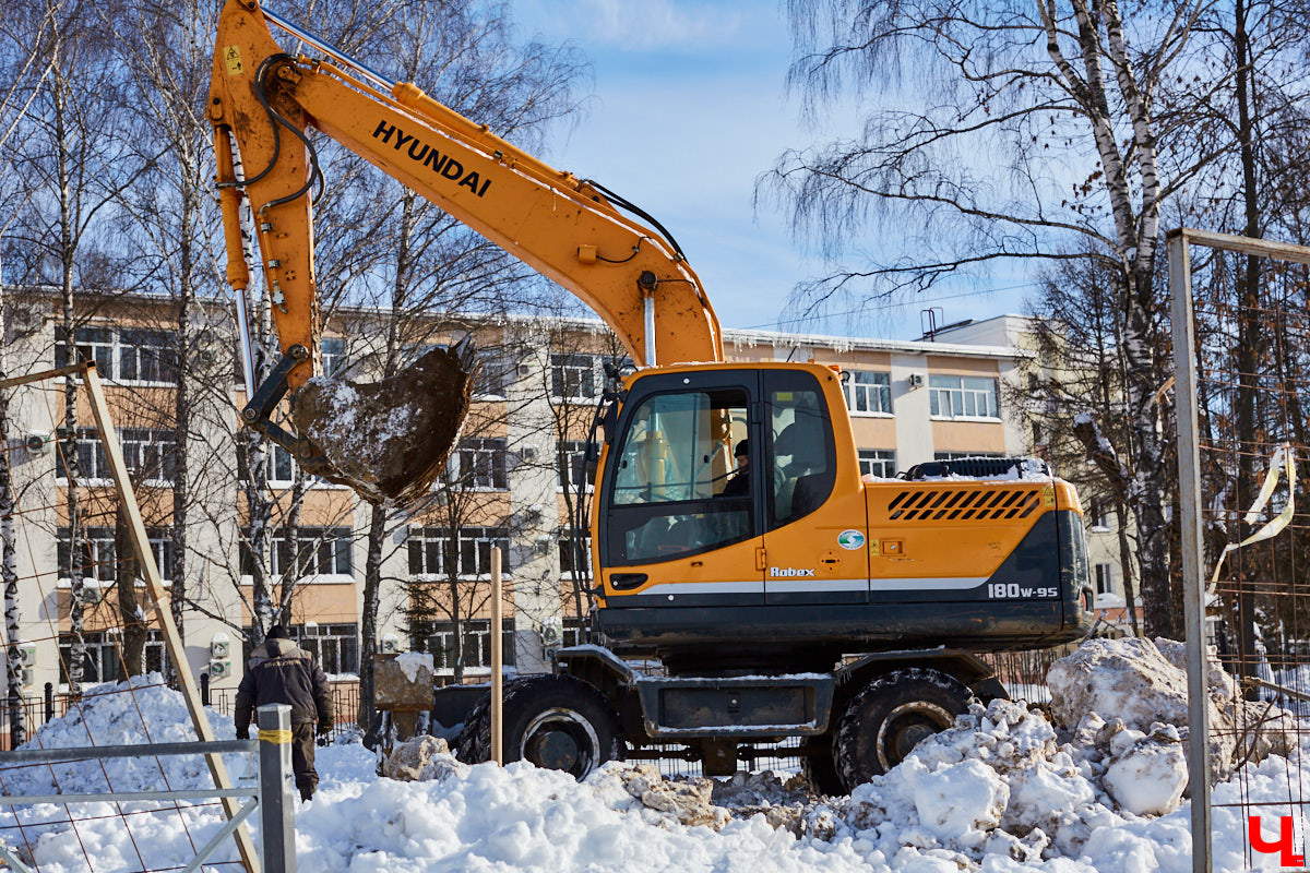 Череда дорожных ремонтов еще не началась, но это не значит, что в сфере транспорта затишье. Есть много других важных инфоповодов.