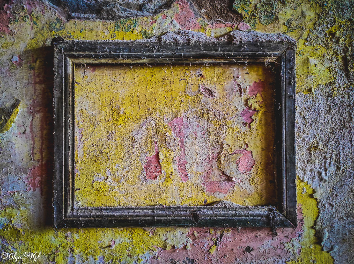 От эпохи фабрикантов до современной разрухи. Ковровской ткацкой фабрики им. Абельмана уже 200 лет. Ныне она заброшена. Тревел-блогер Ольга Кот поделилась ее фотографиями, а мы вспомнили о богатом прошлом постройки.