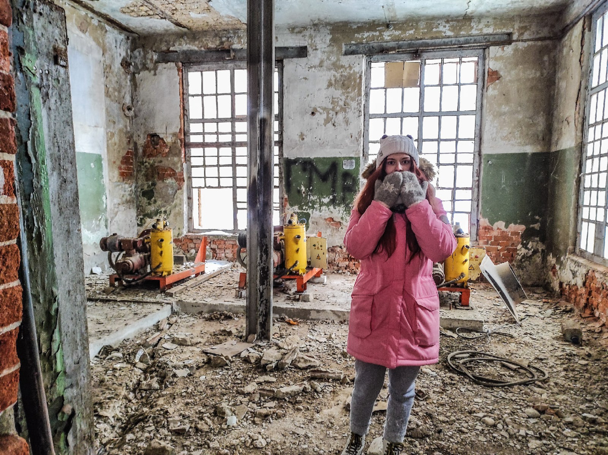 От эпохи фабрикантов до современной разрухи. Ковровской ткацкой фабрики им. Абельмана уже 200 лет. Ныне она заброшена. Тревел-блогер Ольга Кот поделилась ее фотографиями, а мы вспомнили о богатом прошлом постройки.