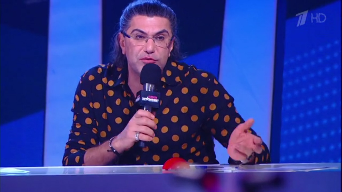 Никита Меркутов - спасатель, тушит пожары. А в свободное время занимается тяжелой атлетикой. В эфире Первого канала муромский огнеборец совместил две ипостаси.