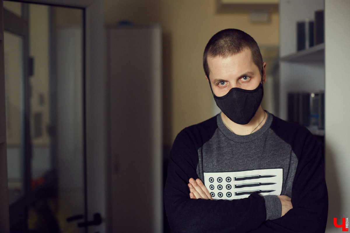 Владимирцы, переболевшие коронавирусом, поделились своими историями о том, как протекала у них эта болезнь, какие были осложнения после и как долго длился процесс восстановления.