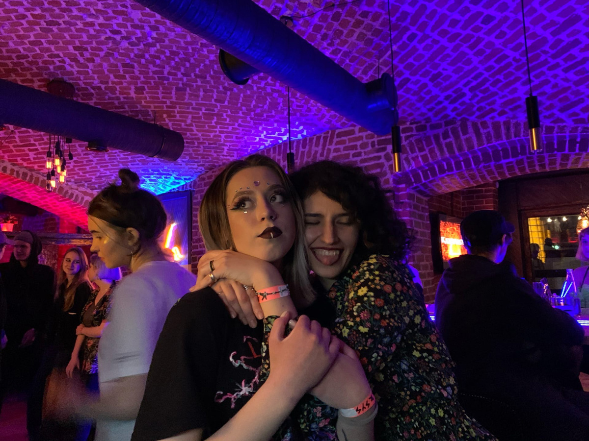 Теперь не обязательно скучать по КаZантипу: во Владимире появился свой рейв-кластер KATHARSYS. О планах на серию музыкальных мероприятий и дебютной вечеринке рассказал организатор Даня Дубровный.