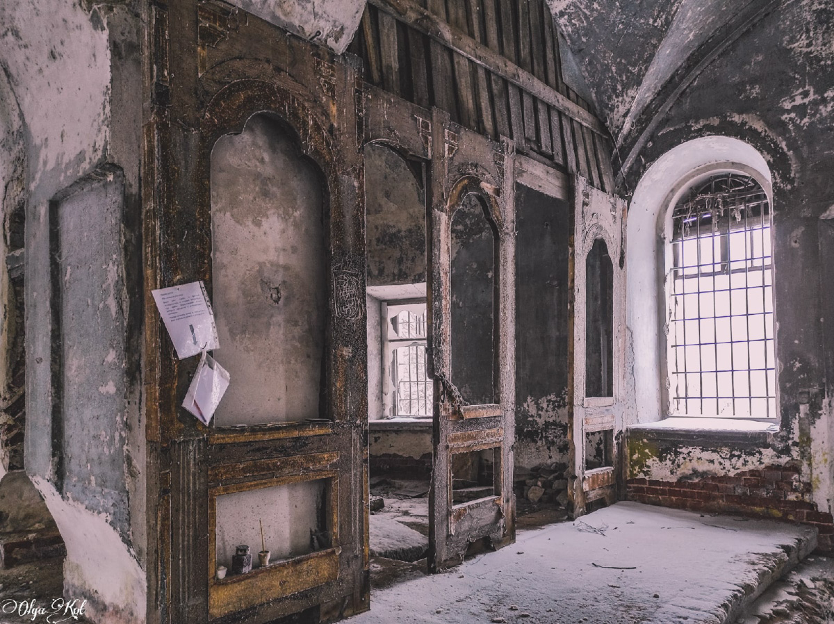 Блогер Ольга Кот побывала в селе Леонтьево Камешковского района и поделилась с нами замечательными фотографиями. Мы разузнали побольше о месте и делимся с вами историей.