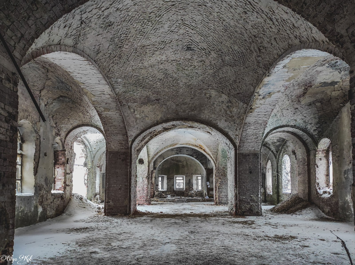 Блогер Ольга Кот побывала в селе Леонтьево Камешковского района и поделилась с нами замечательными фотографиями. Мы разузнали побольше о месте и делимся с вами историей.