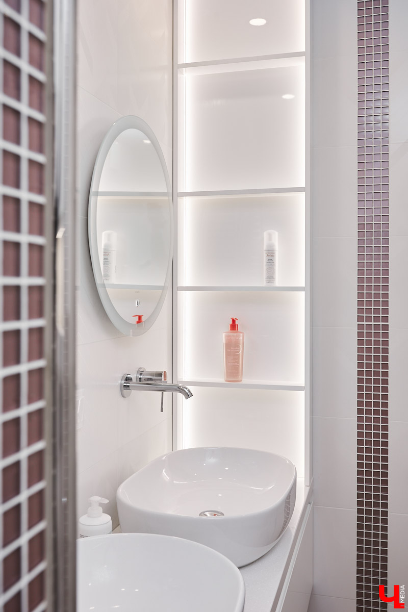 Сделать в квартире детские - задачка интересная, но непростая. Особенно, если комнаты предназначены для девочек, которые не любят розовый цвет.